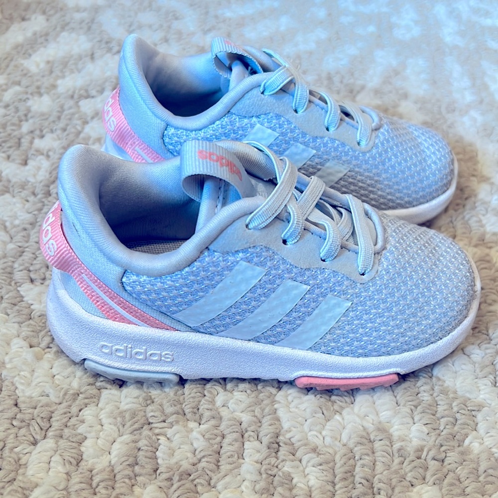 Adidas Racer TR 2.0 shoe